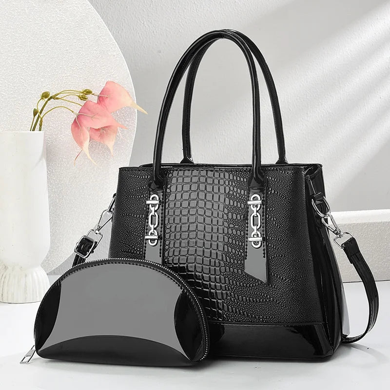 Bateli Luxury PU Leather Envelope Handbag - Chain Strap Shoulder Bag