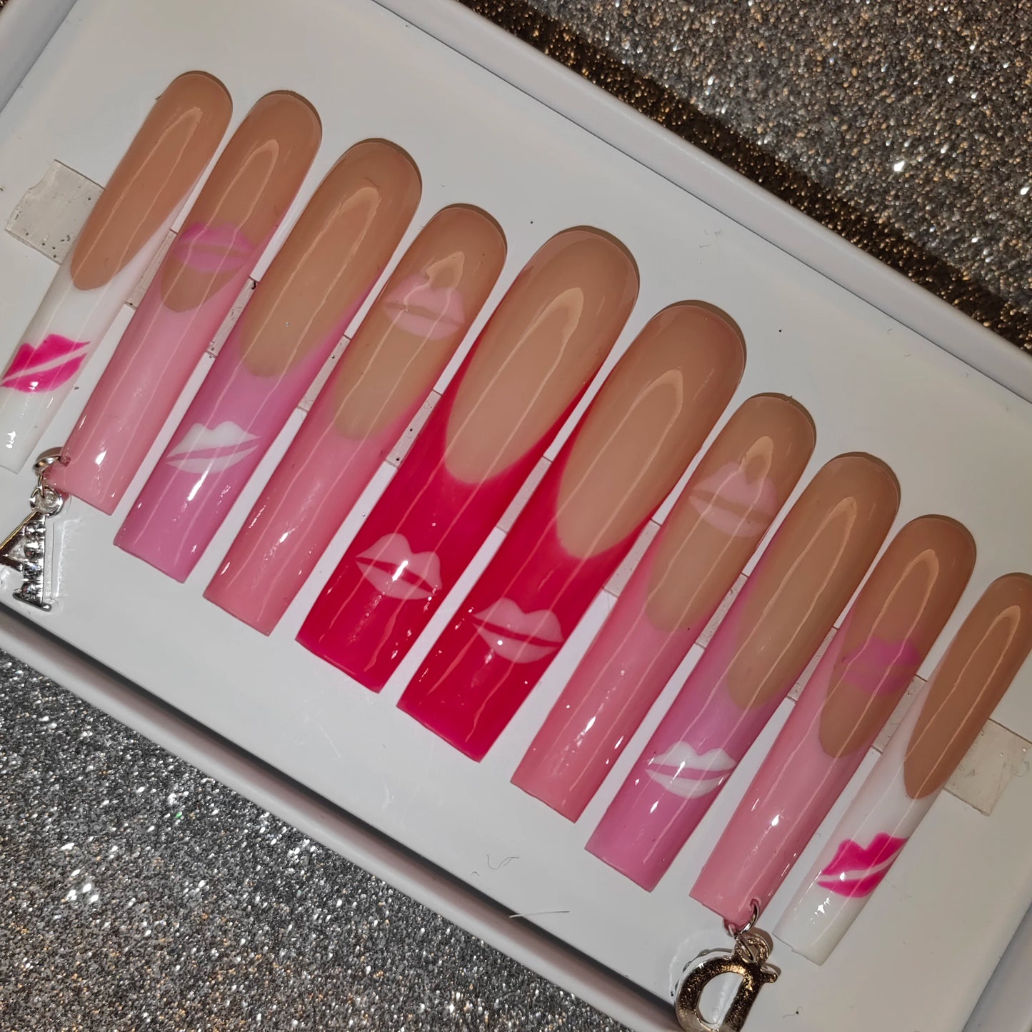 Press-On Nails - Handmade Artificial Fingernails Set