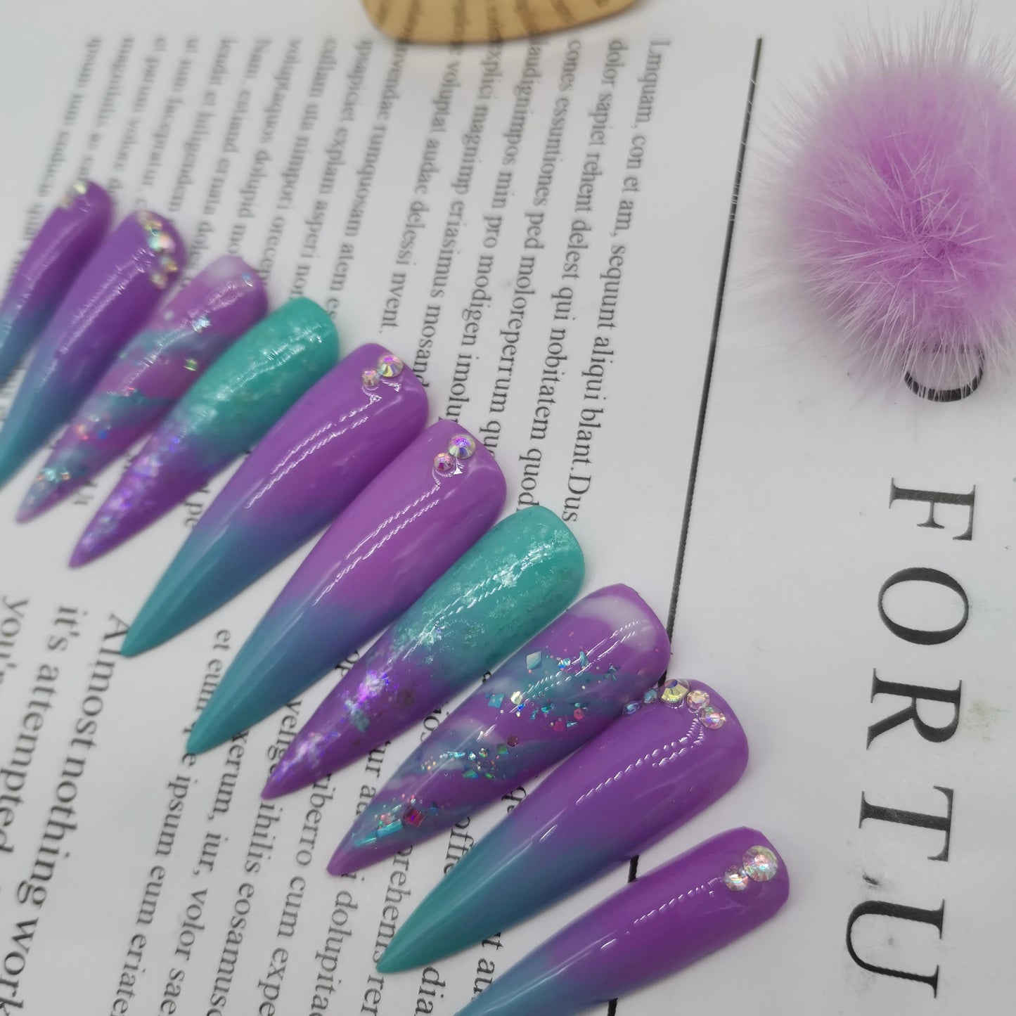 Press-On Nails - Handmade Artificial Fingernails Set