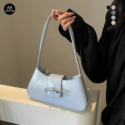 Stylish Crossbody Bag with Adjustable Strap