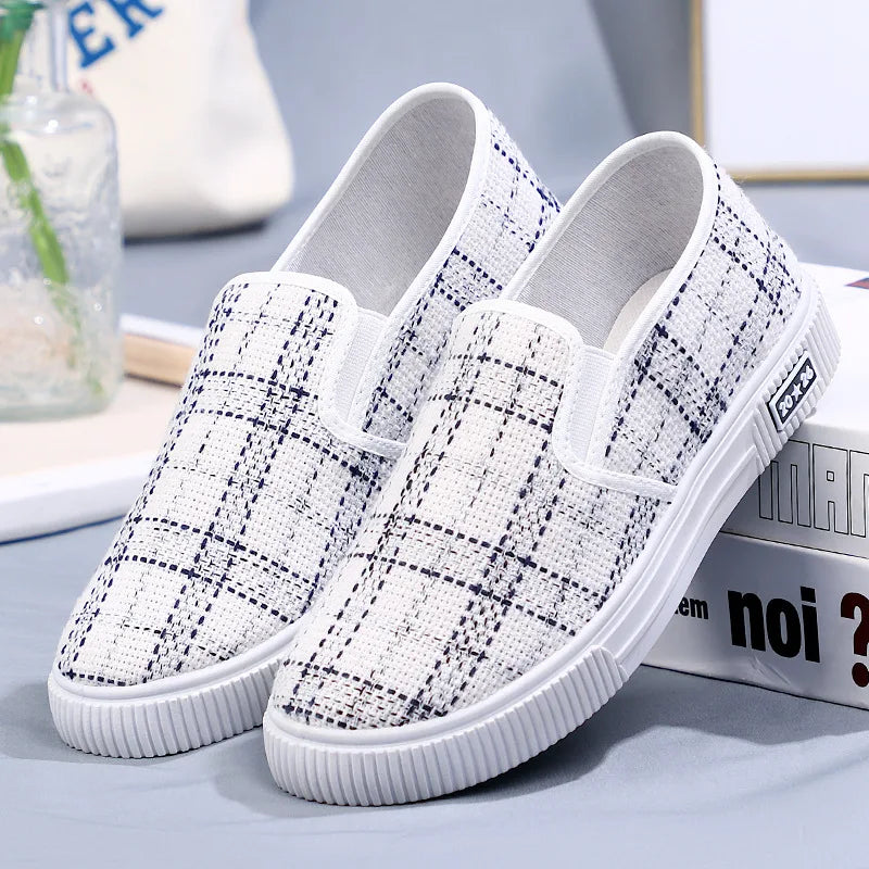 Canvas Sneakers - Lightweight Breathable Slip-On Casual Shoes