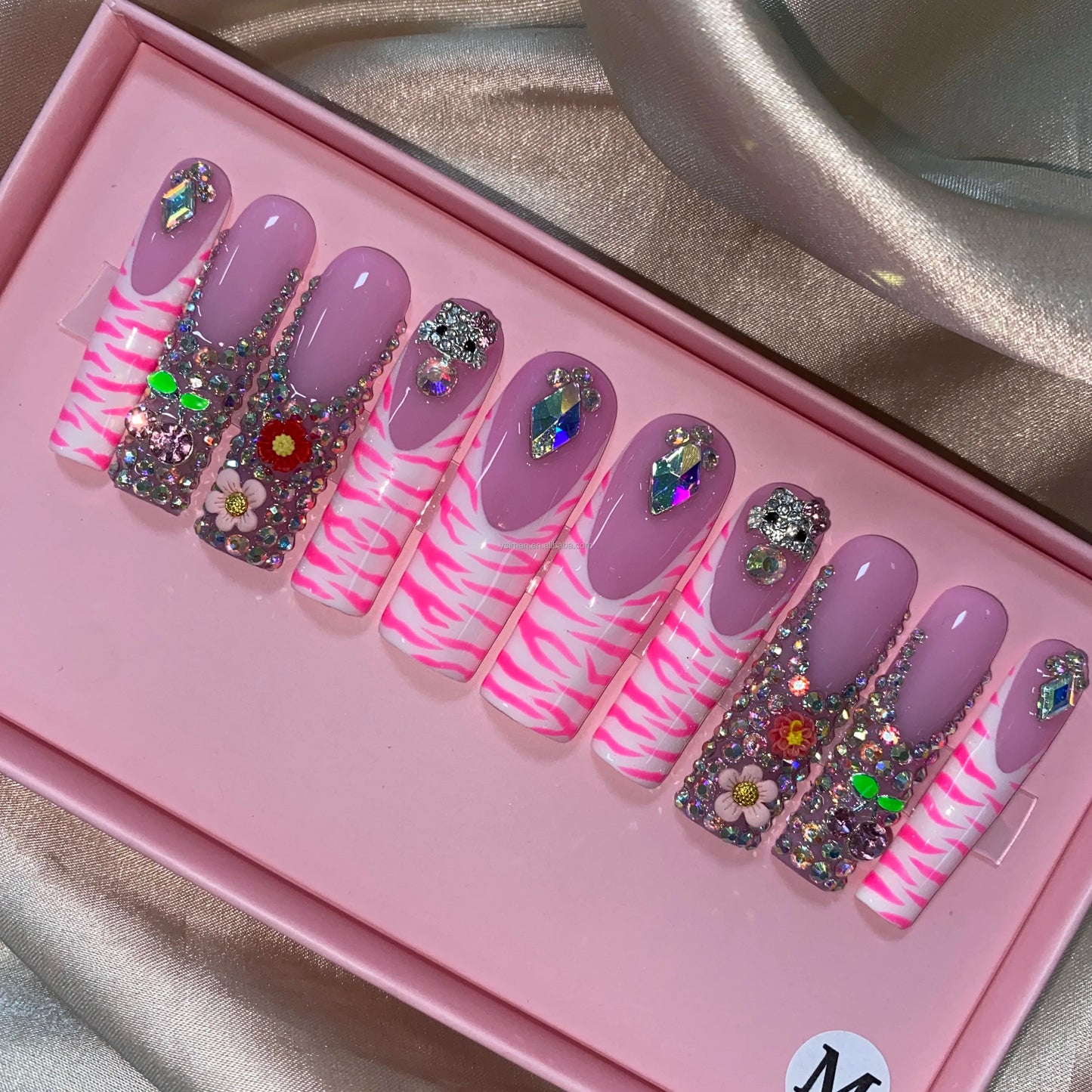 Luxury Handmade Press-On Nails with Designs