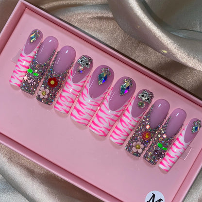 Luxury Handmade Press-On Nails with Designs