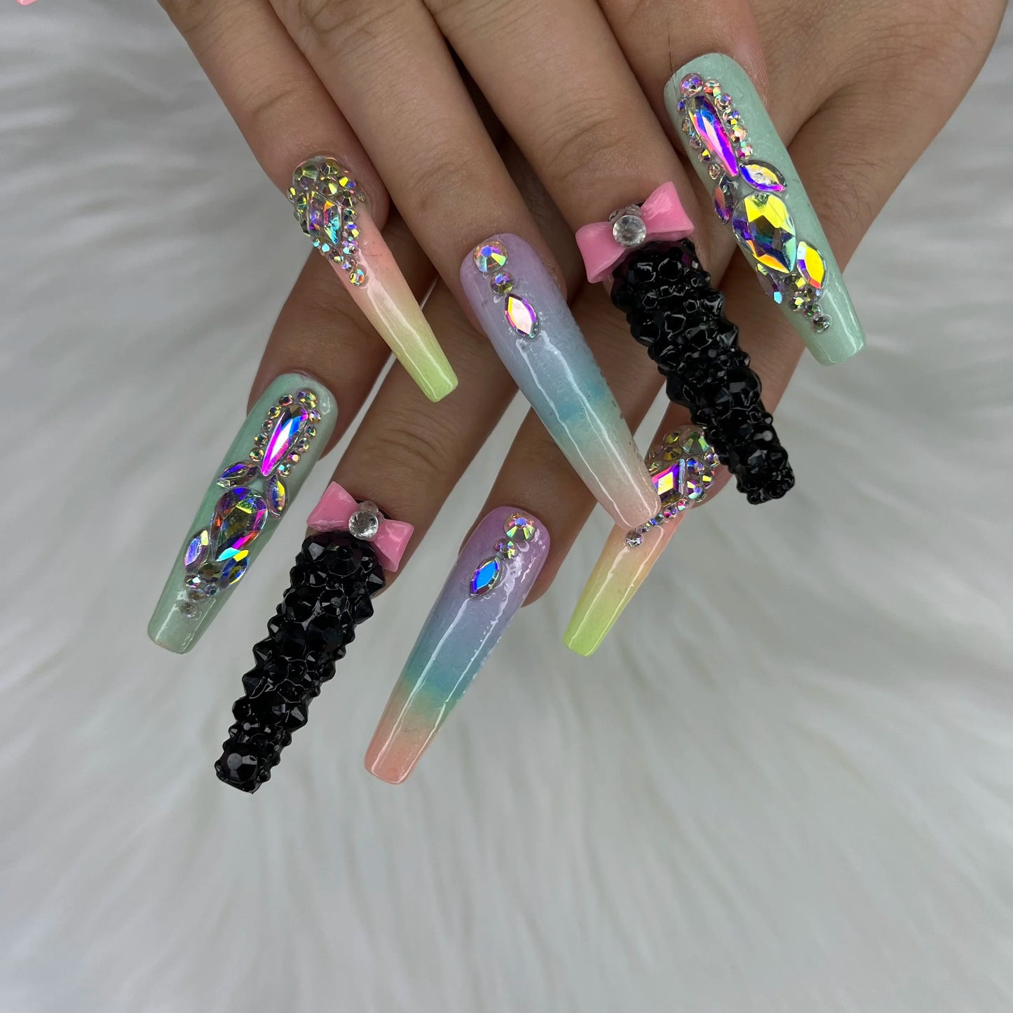 Press-On Nails - Handmade Artificial Fingernails Set