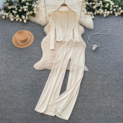 O-Neck Top & High-Waisted Pants Outfit