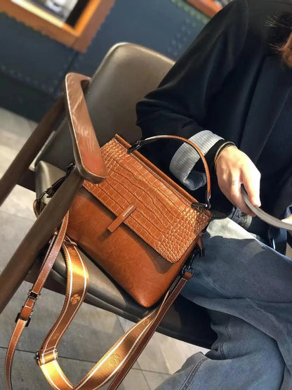 Women's Genuine Cowhide Leather Crossbody Handbag - Vintage Shell Shoulder Bag