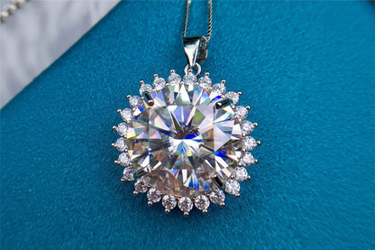 1.3 Carat Moissanite Snowflake Pendant Necklace - 925 Sterling Silver