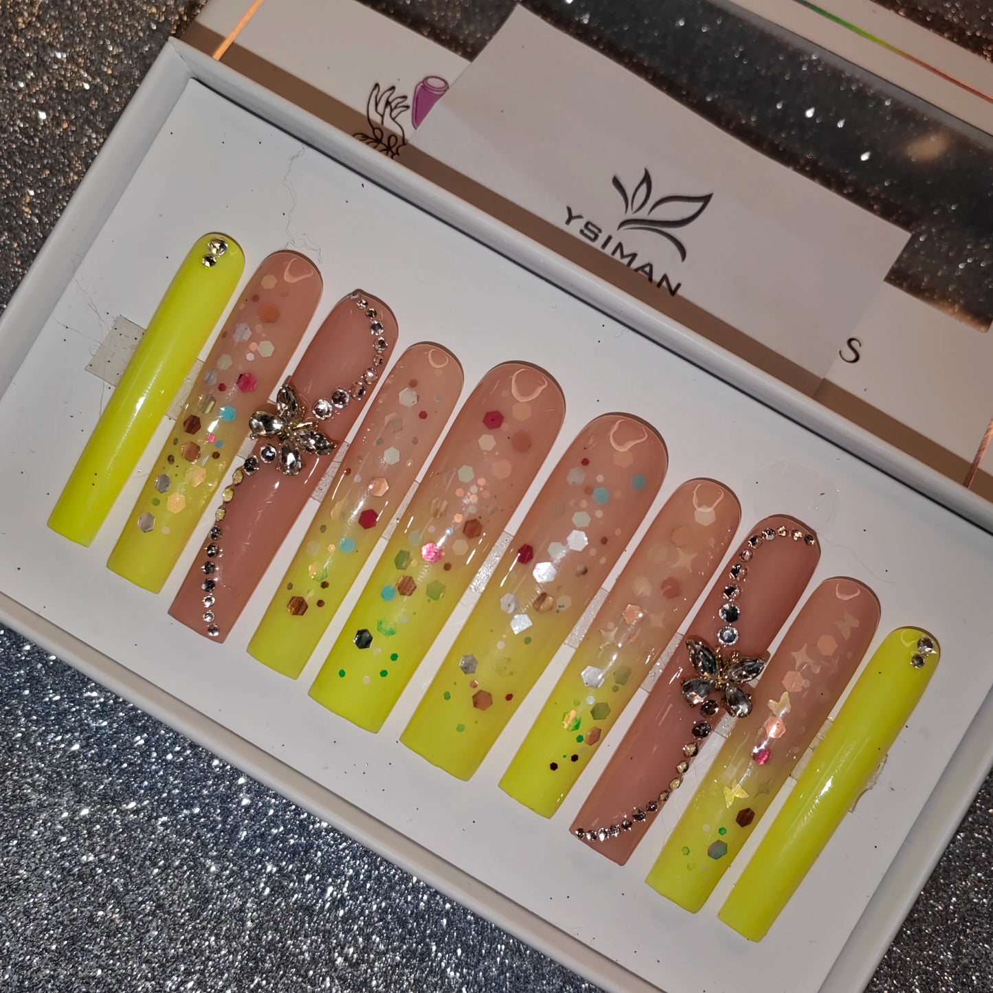 Press-On Nails - Handmade Artificial Fingernails Set
