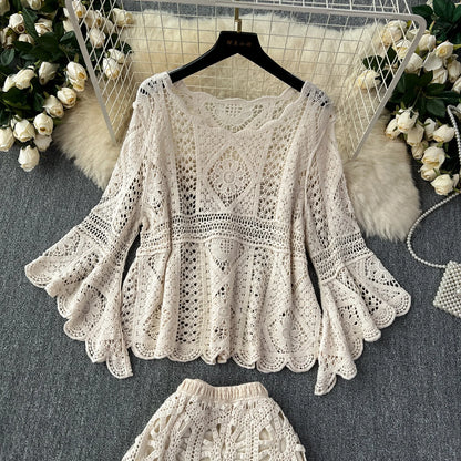 Loose Knit Top & High-Waist Fishtail Skirt