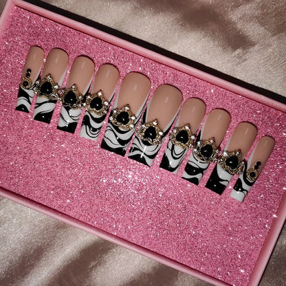 French White Butterfly Press-On Nails - Medium Length ABS Acrylic Artificial Nails