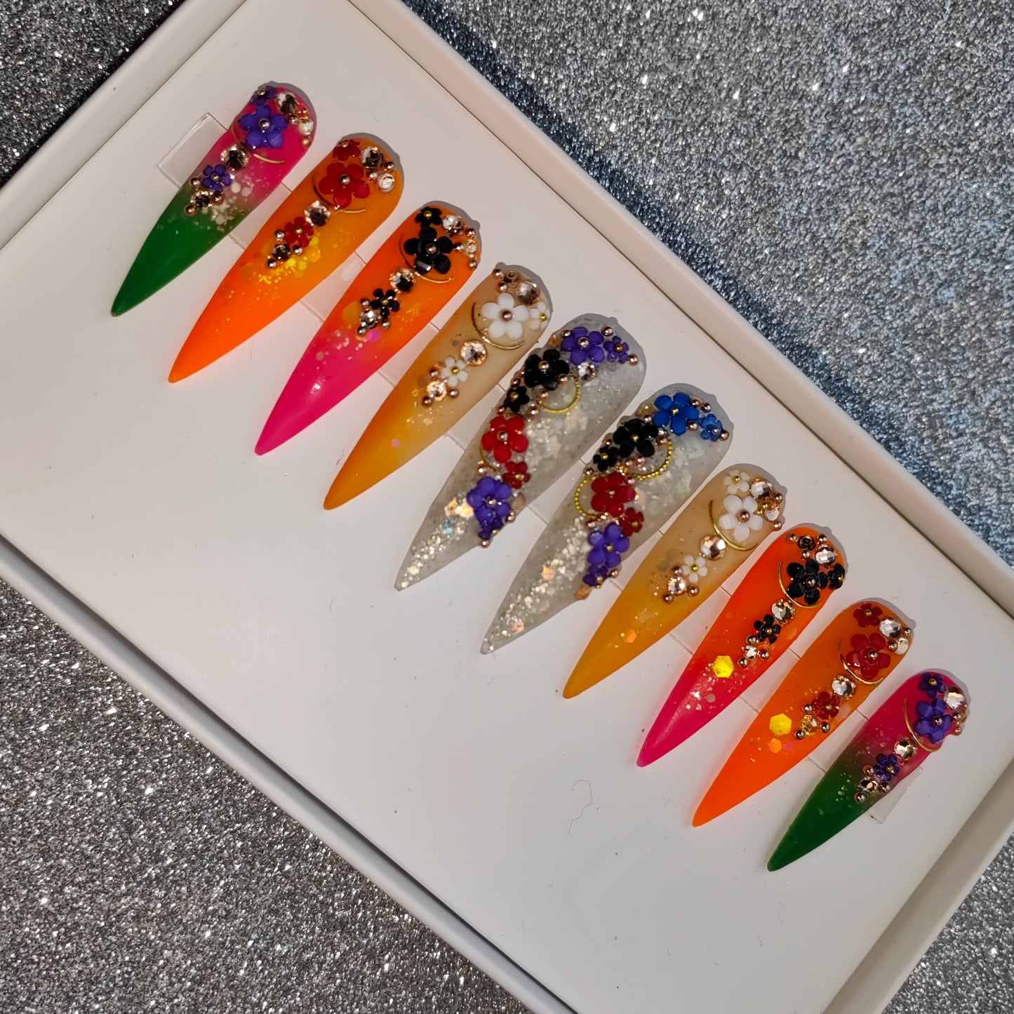 Press-On Nails - Handmade Artificial Fingernails Set